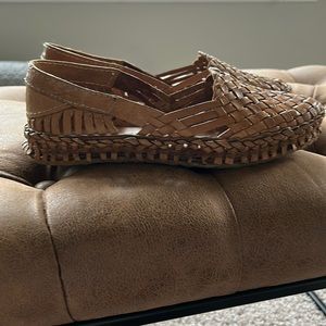 Woven Flats- color walnut